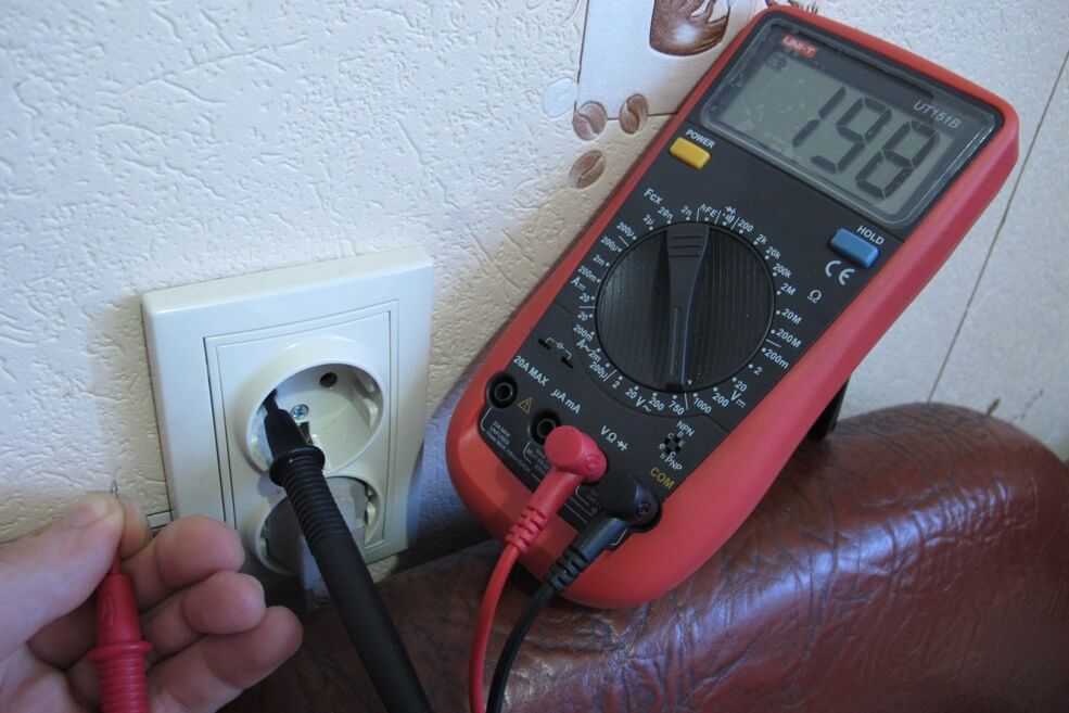 Прозвонка кабелей и проводов при ремонте проводки в квартире