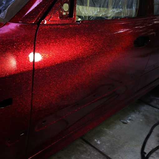 Красный металлик: плюсы и минусы популярного автомобильного цвета краски, особенности нанесения и тюнинга