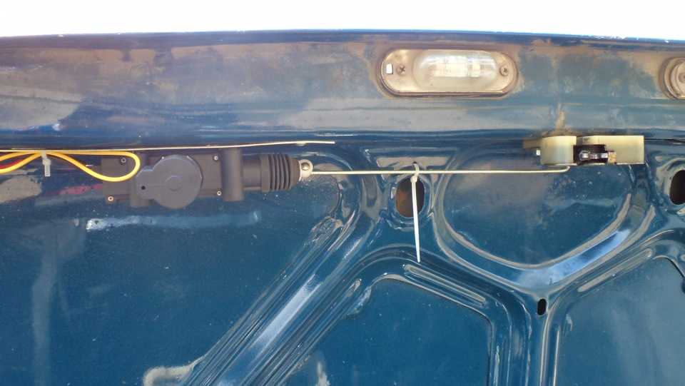 Размер и объем багажника ваз 2107: регулировка замка, как открыть без ключа, установить кнопку, инструкции с фото и видео