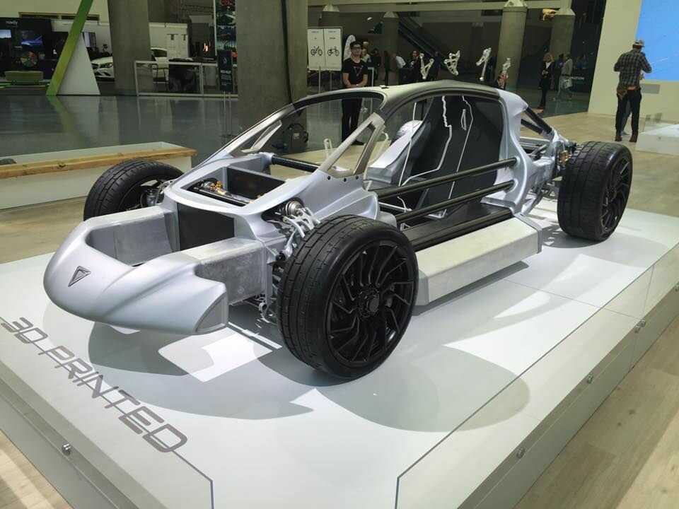 Автомобиль Blade, напечатынный на 3D-принтере Автомобиль Blade, напечатынный на 3D-принтере Blade – так назы­ва­ет­ся пер­вый в мире супер­кар,
