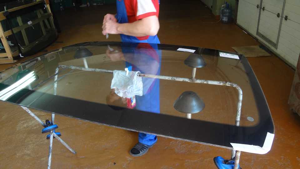 Как заменить стекло лобовое на рено сандеро - авто журнал