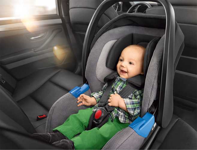 Как перевозить новорождённого в машине
