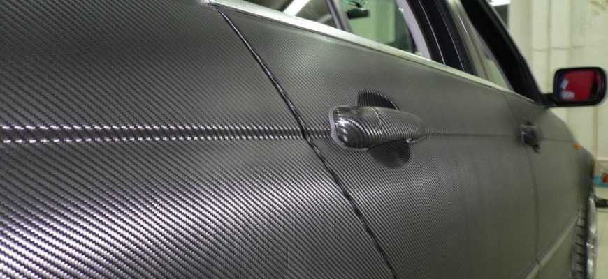 Оклеивание карбоновой плёнкой в домашних условиях. как полностью преобразить автомобиль за один день? | auto-gl.ru
