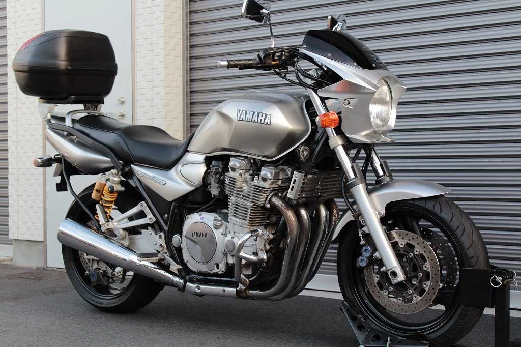Обзор мотоцикла yamaha xjr 1300 — bikeswiki - энциклопедия японских мотоциклов