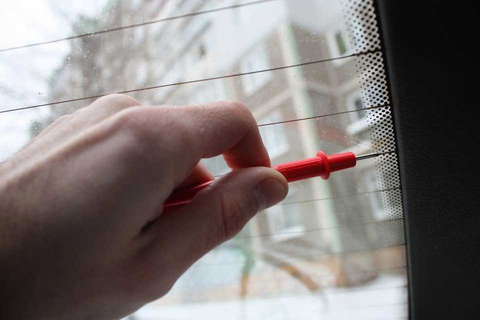Ремонт обогрева заднего стекла нитей своими руками: токопроводящий клей 