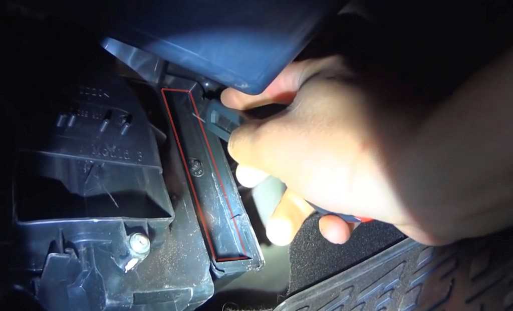 Замена салонного фильтра лада ларгус своими руками: видео