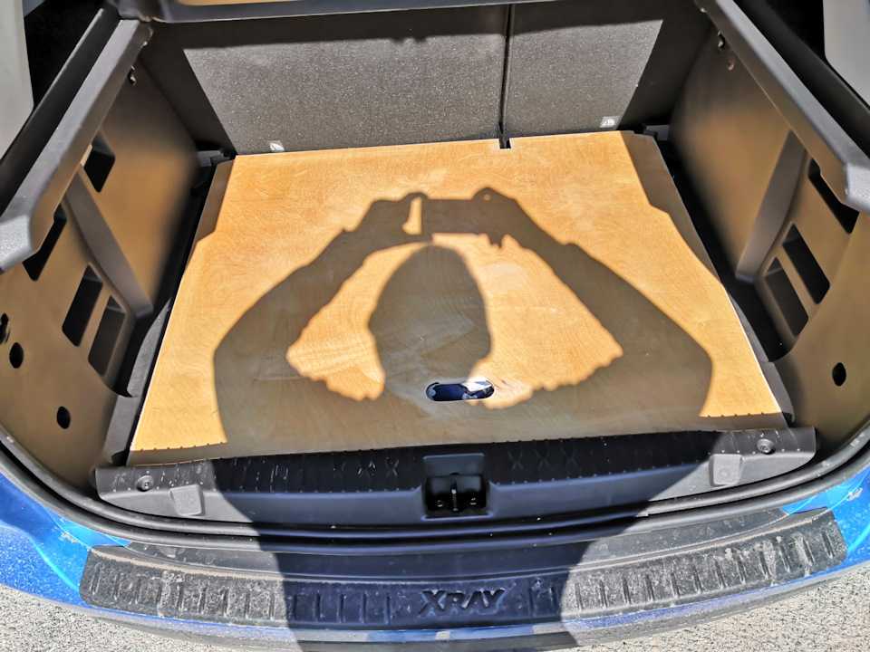 Размеры lada x-ray (габариты кузова, размеры багажника и салона). объем багажника лада икс рей