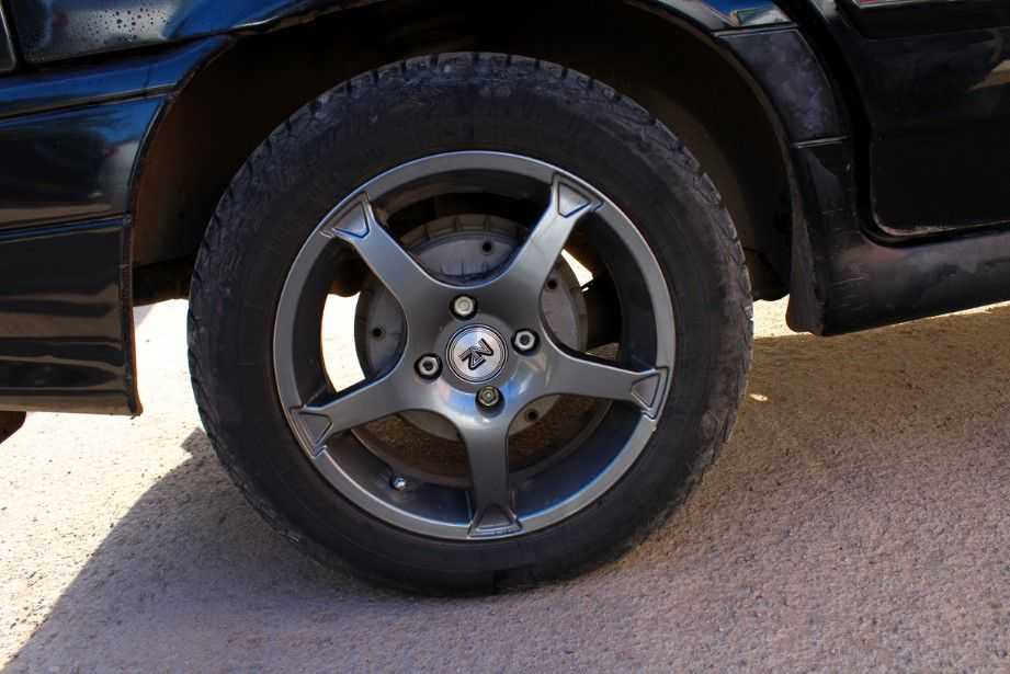Ваз 2115 2013: размер дисков и колёс, разболтовка, давление в шинах, вылет диска, dia, pcd, сверловка, штатная резина и тюнинг