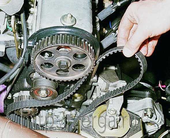 Замена ремня грм двигателя автомобиля ваз 2108, 2109, 21099