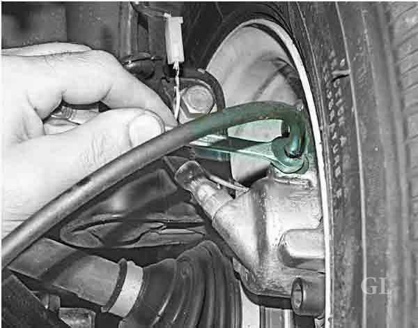 Как прокачать тормоза на ваз-2110: инструкция пошаговая