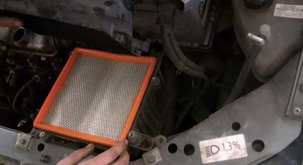Замена воздушного фильтра лада калина: фото и видео