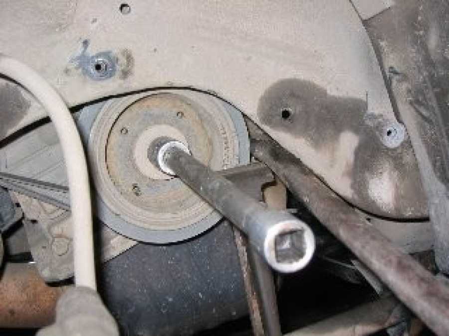 Как открутить шкив коленвала на приоре? - ремонт авто своими руками - тонкости и подводные камни
