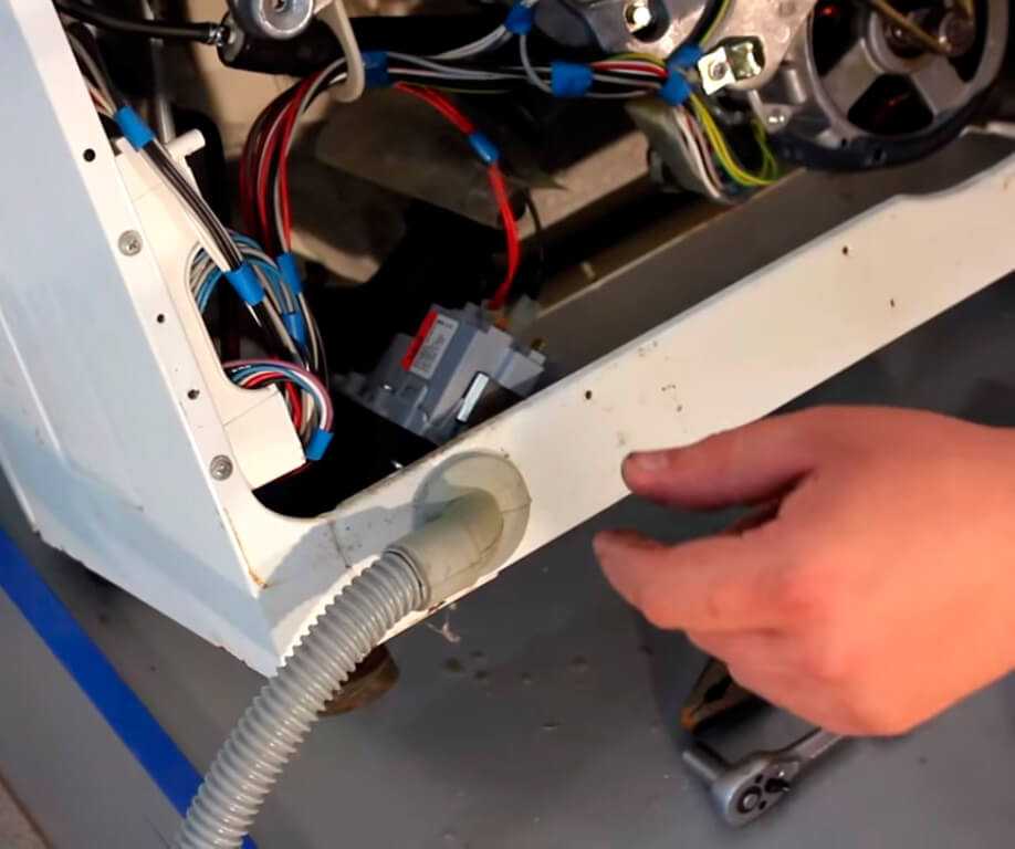 Как починить или заменить насос в стиральной машине bosch?