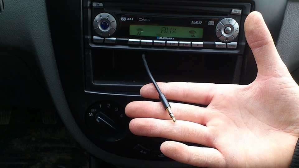 Как слушать музыку в машине через флешку и не сломать магнитолу