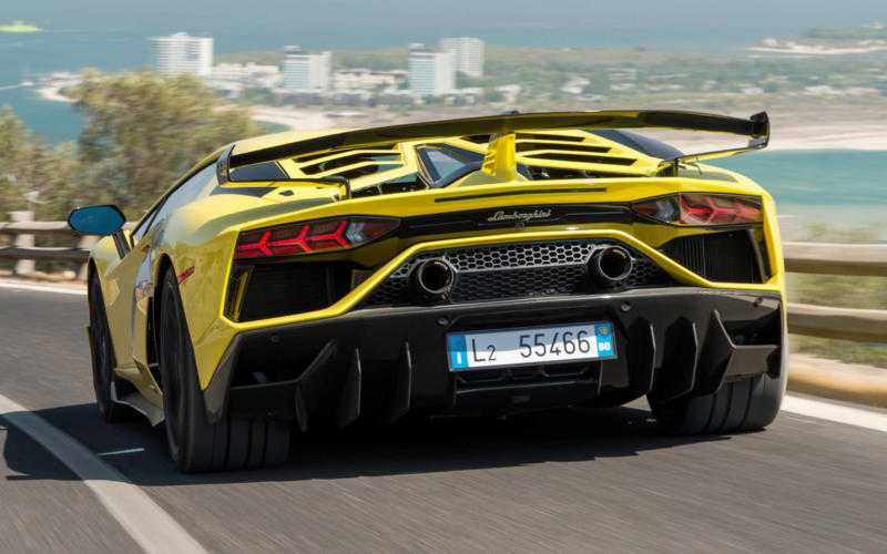 Lamborghini aventador – живая легенда мира суперкаров