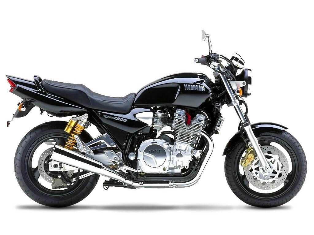 Ямаха xjr 1300 или хонда х4 Honda CB1100 и Yamaha XJR1300 Honda CB1100 и Yamaha XJR1300 Классика никогда не выходит из моды! Более того, на примере