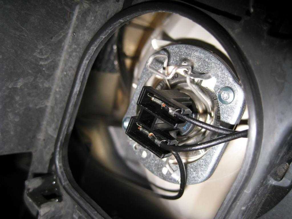 Замена лампы ближнего света лада приора - автомобильный портал automotogid
