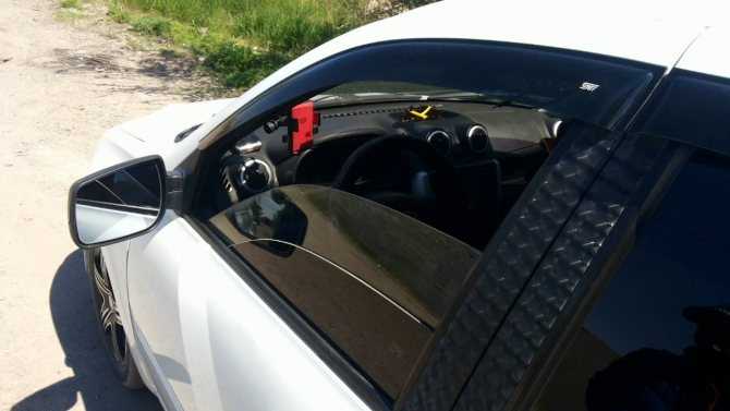 Оклейка автомобиля виниловой пленкой своими руками (инструкция + фото и видео)