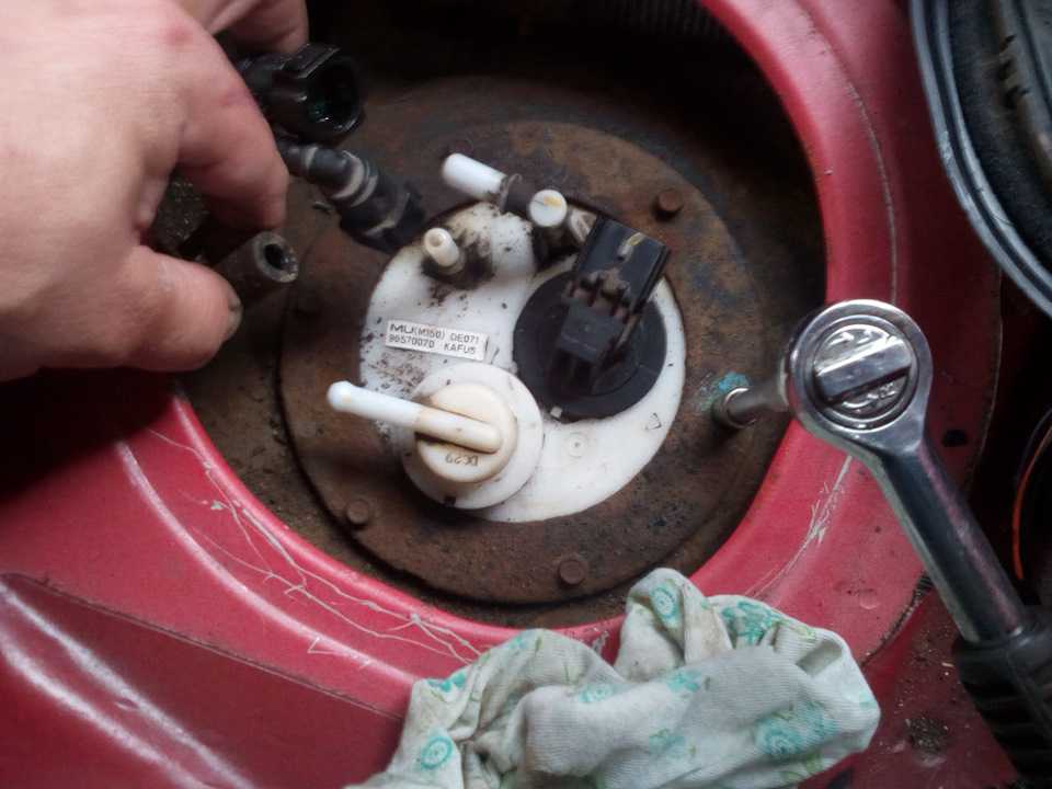 Топливный обратный клапан - где расположен и как ремонтировать