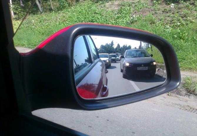 Как правильно отрегулировать зеркала заднего вида в автомобиле