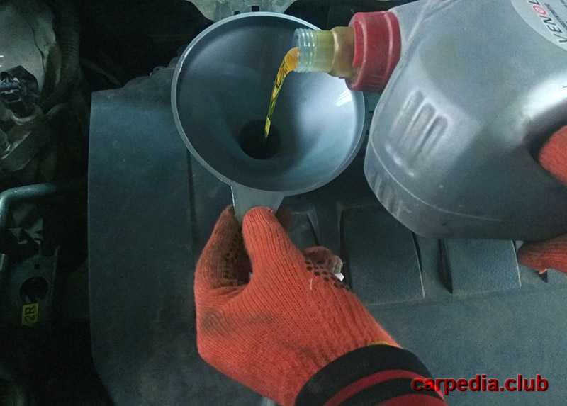 Что будет если перелить масло в двигатель своего автомобиля и как избавиться от излишков смазки