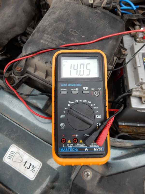 Сколько вольт должен выдавать генератор на аккумулятор: нормальная зарядка акб