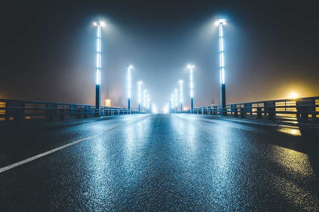 Выбор, преимущества и недостатки светодиодных уличных фонарей с датчиком движения